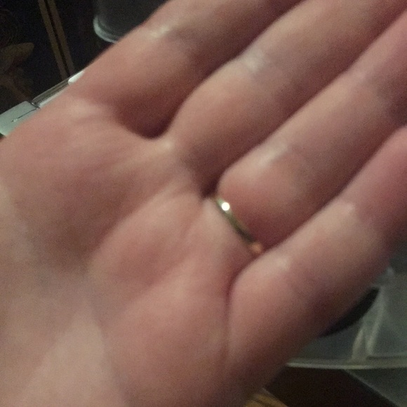 10k solid gold diamond shape ring - Picture 3 of 4